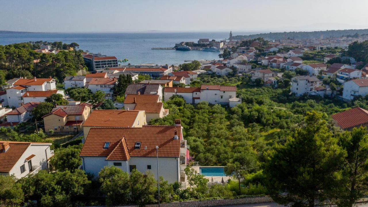 Apartments Padovan Banjol Bagian luar foto